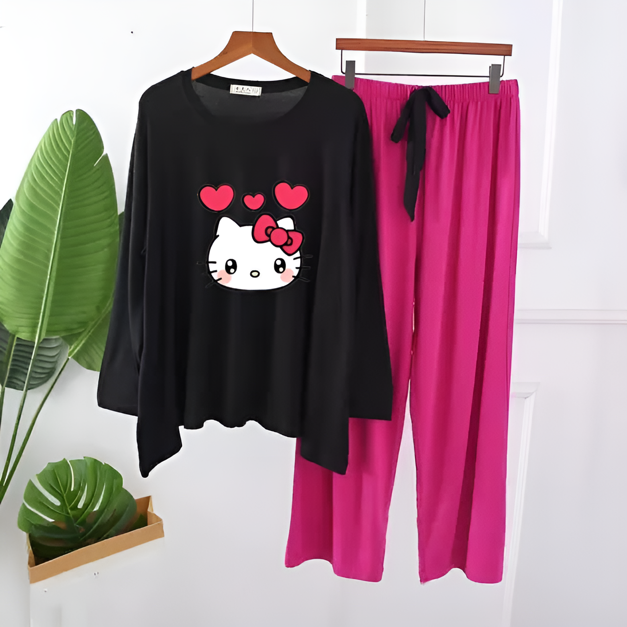 Black and Magenta Hello Kitty Printed Loungewear