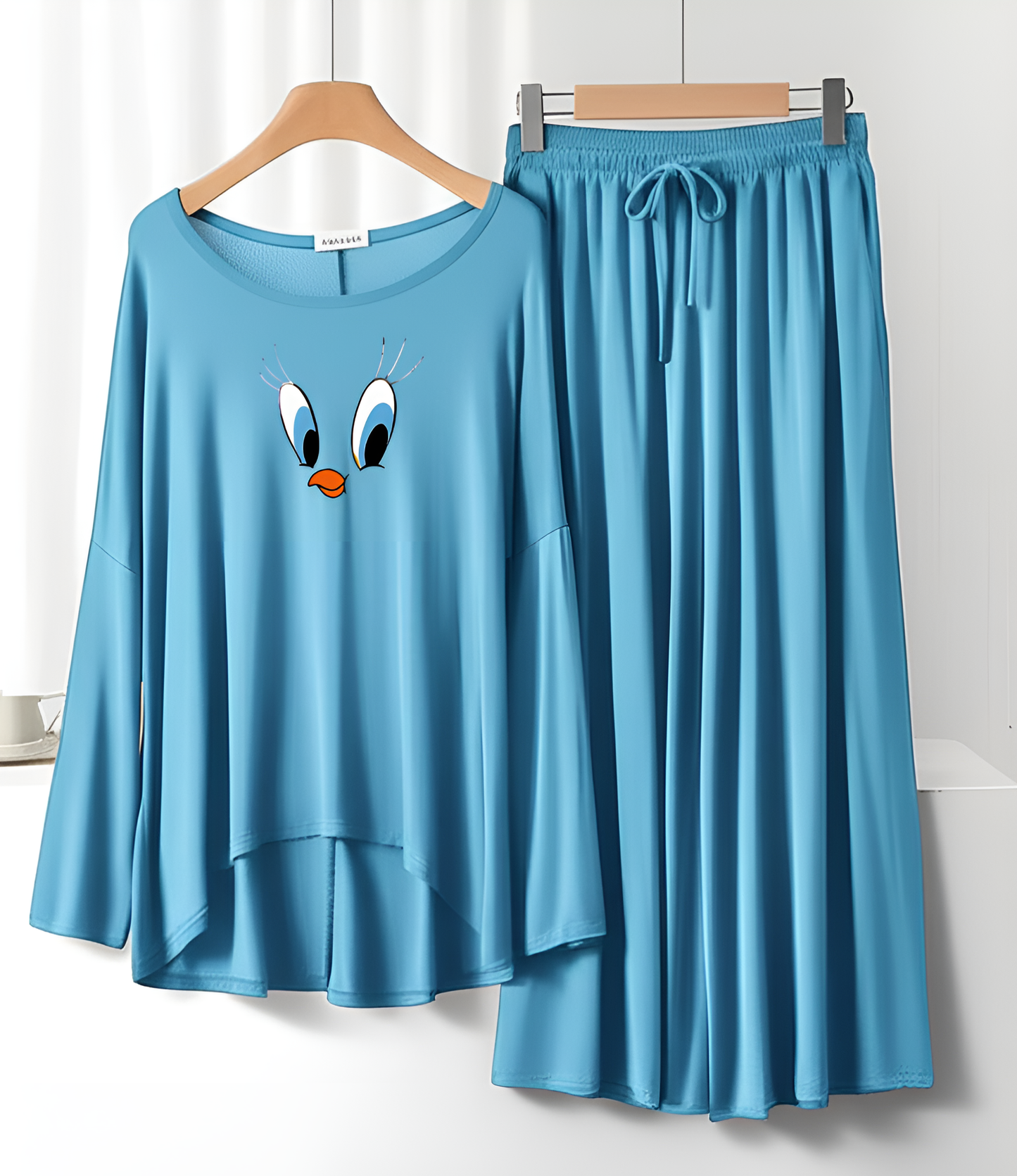 Daffy Duck Printed Neon Blue Frill Sleeve Loose Lounge Wear Palazzo Set