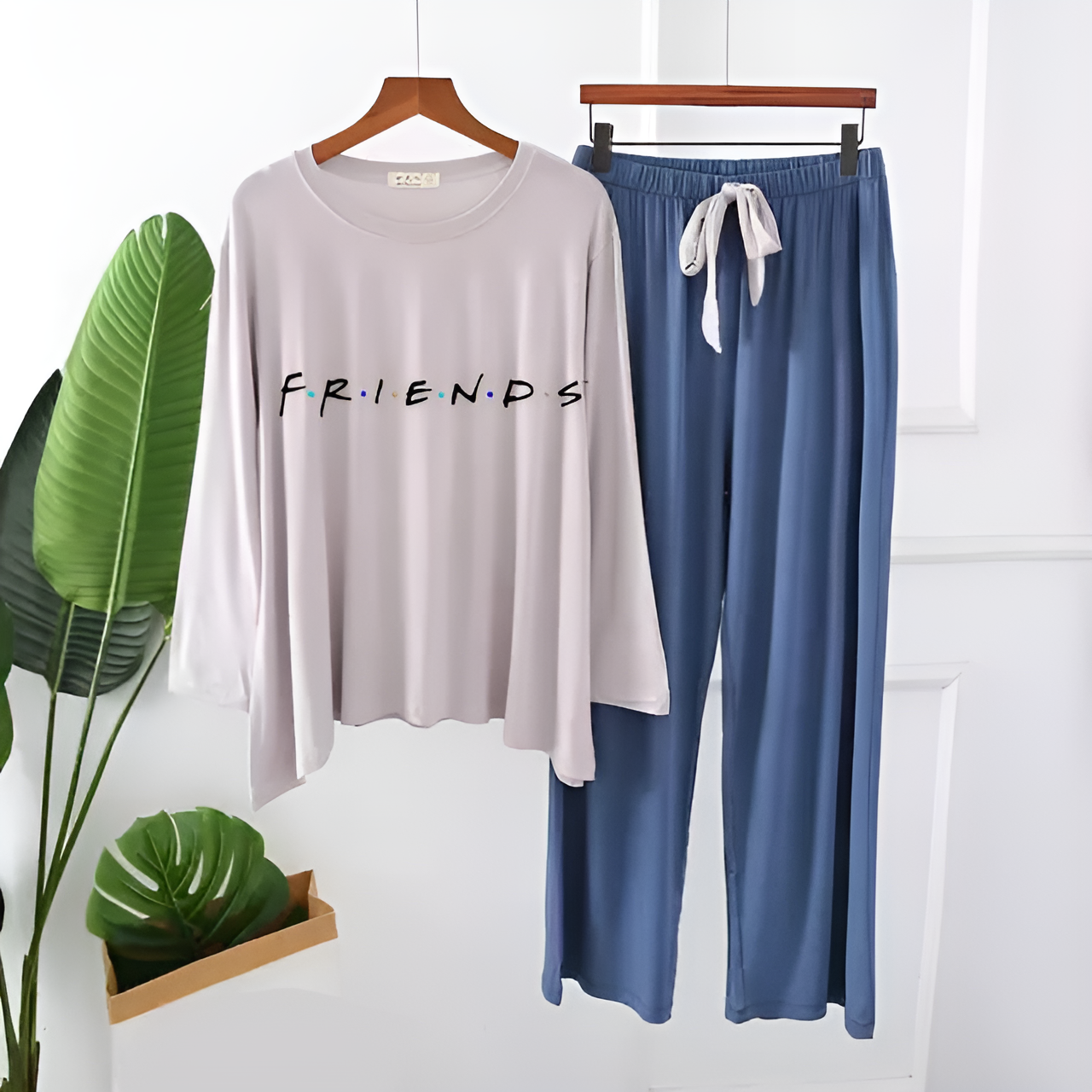 White Friends Printed Loungewear